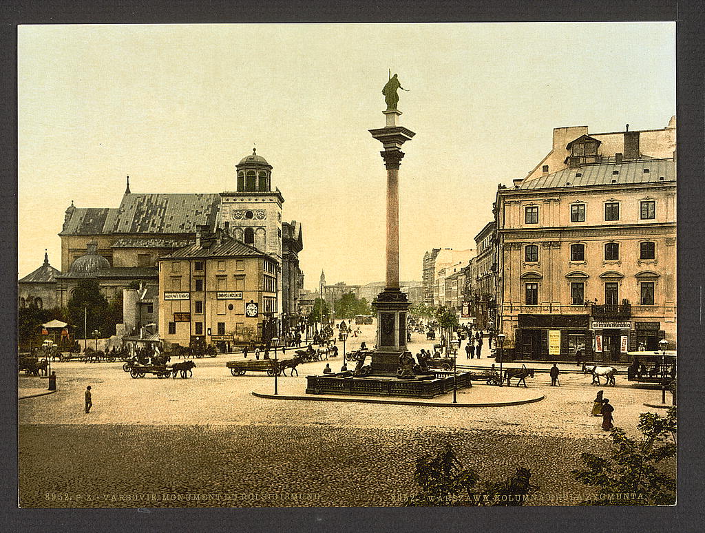 A picture of King Sigismund's monument, Warsaw, Poland