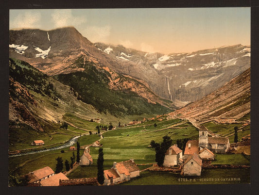 A picture of La Cirque, Gavarnie, Pyrenees, France