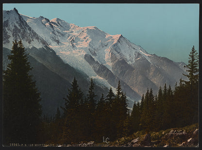 A picture of Le Montblanc, vu de la route de la Flégere