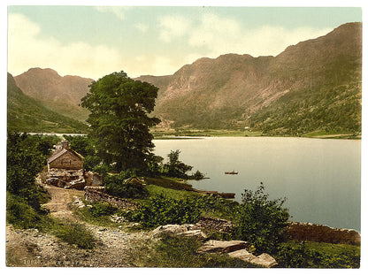 A picture of Llyn Crafnant, Trefriew (i.e. Trefriw), Wales