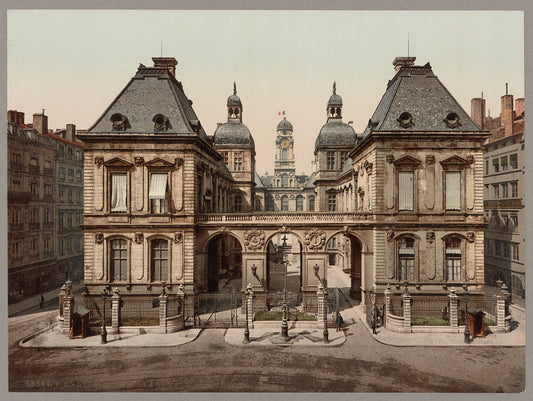 A picture of Lyon. Place de la Comédie. L'Hotel de Ville