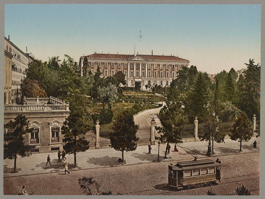 A picture of Madrid. Ministerio de la Guerrra