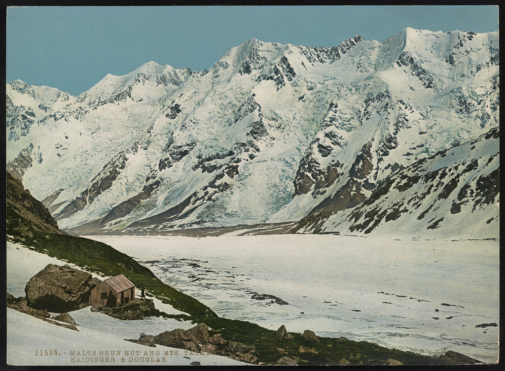 A picture of Malte Brun Hut and Mrts. Tasman, Haidinger, and Douglas