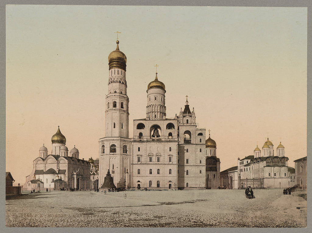 A picture of Moscou. Le Tour Iwan Weliky et la Cathédrale de l'Archange