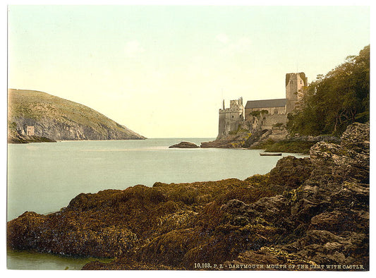 A picture of Mouth of the Dart with castle, Dartmouth, England