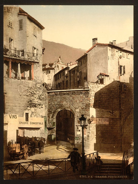 A picture of New gate, Grasse, France