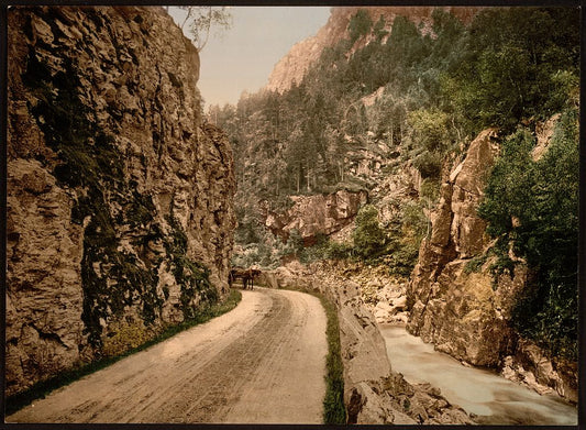 A picture of On the road between Voss & Stalheim  Norway