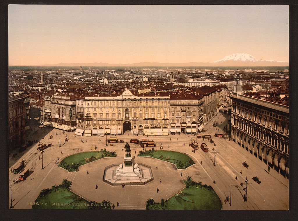 A picture of Panorama from the cathedral, Milan, Italy