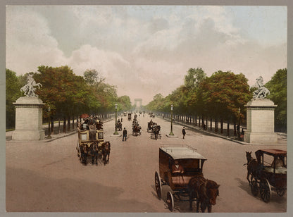 A picture of Paris. Avenue des Champs Elysées