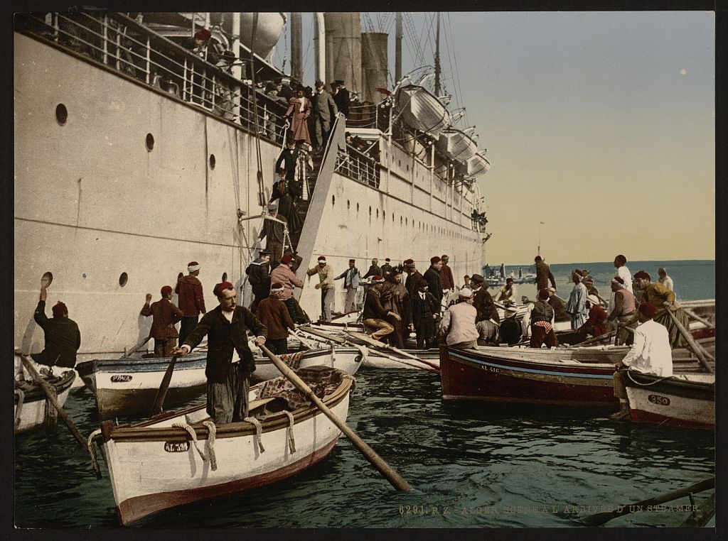 A picture of Passengers disembarking, Algiers, Algeria