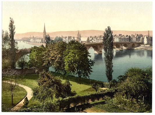 A picture of Perth from Bridgend, Scotland