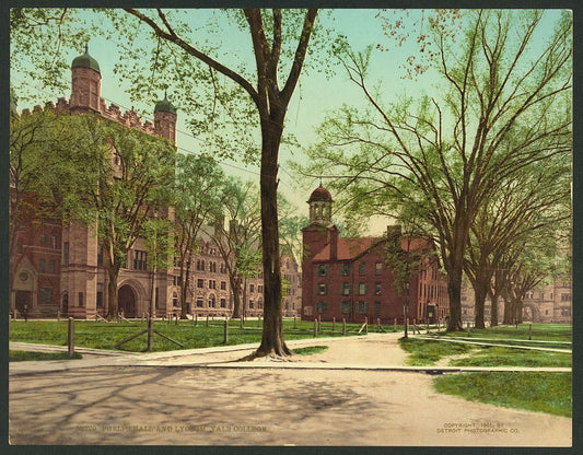 A picture of Phelps Hall and Lyceum, Yale College