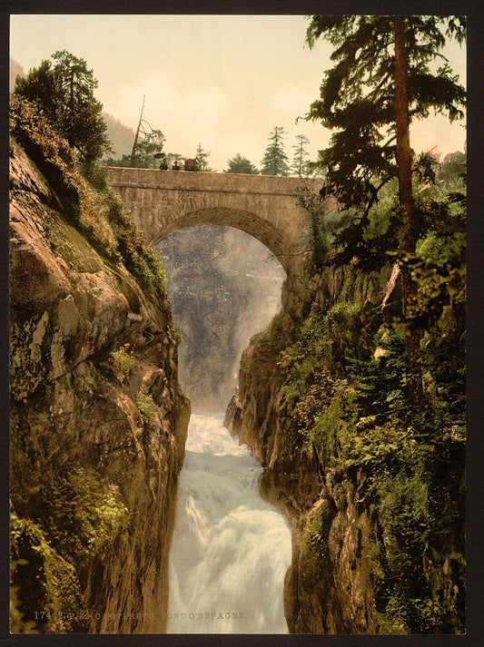 A picture of Pont d'Epagne (i.e., Pont d'Espagne), Cauterets, Pyrenees, France