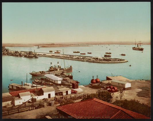 A picture of Port Tewfic, entrée du canal de Suez