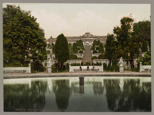 A picture of Potsdam. Schloss Sans-souci