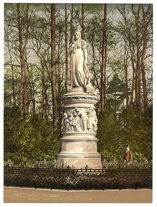 A picture of Queen Louise's Memorial, Berlin, Germany