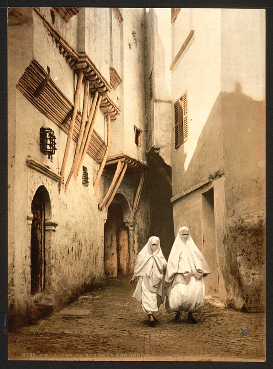 A picture of Red Sea street, Algiers, Algeria