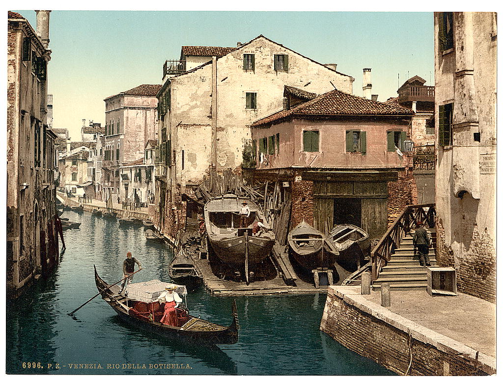 A picture of Rio della Botisella, Venice, Italy