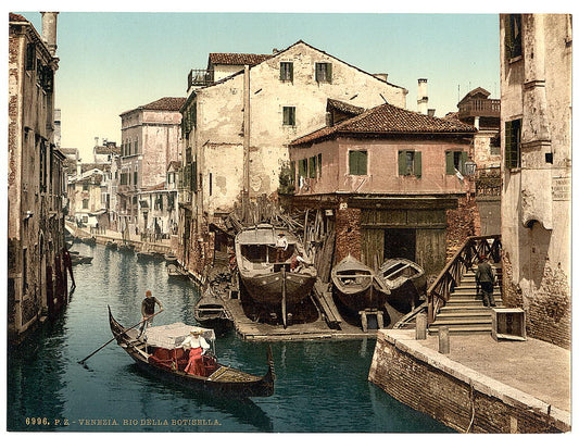 A picture of Rio della Botisella, Venice, Italy