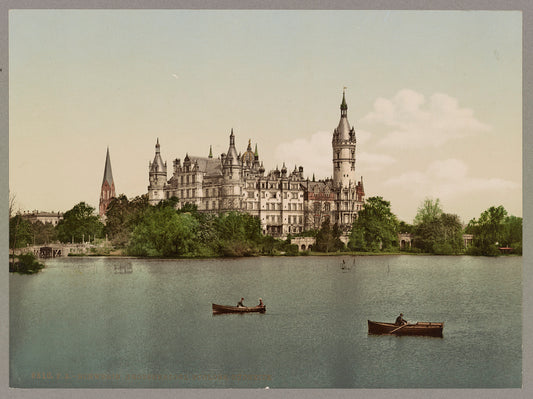 A picture of Schwerin. Grossherzogl.  Schloss. Südseite