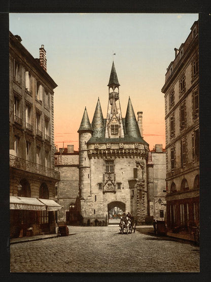 A picture of Sevigne gate, Bordeaux, France