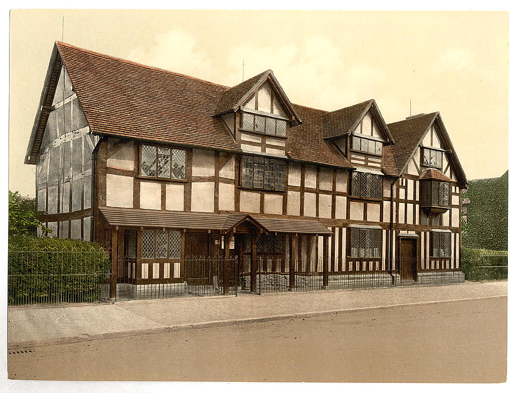 A picture of Shakespeare's birthplace, Stratford-on-Avon, England