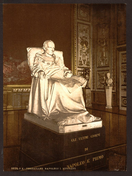 A picture of Statue of Napoloen I, dying, Versailles, France