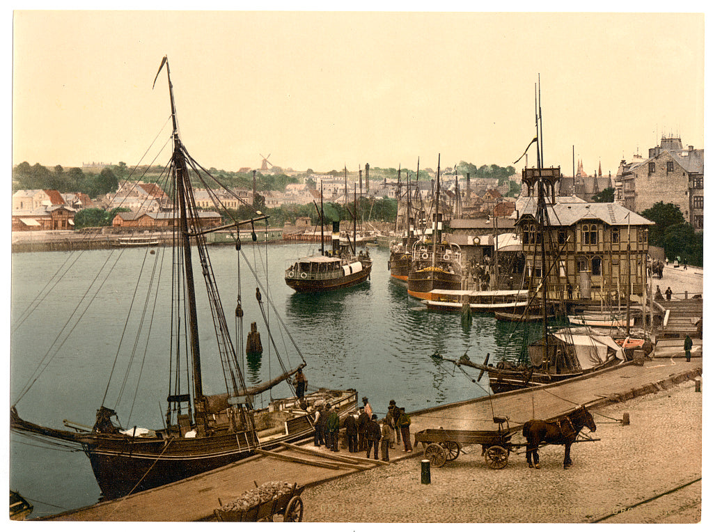 A picture of Steamboat pavillion and Jurgensbij, Flensburg, Schleswig-Holstein, Germany