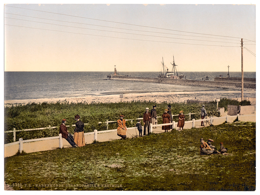 A picture of The beach, Warnemü̈nde, Rostock, Mecklenburg-Schwerin, Germany