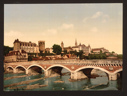 A picture of The castle and bridge, Pau, Pyrenees, France