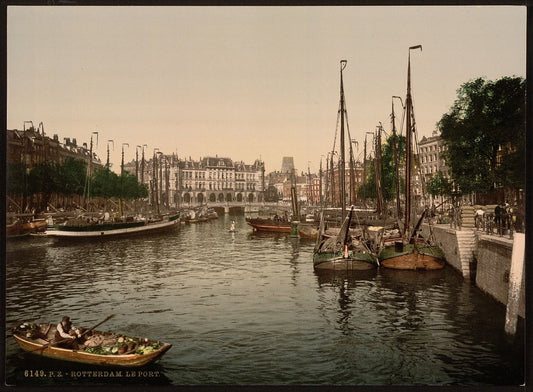 A picture of The embankment, Rotterdam, Holland