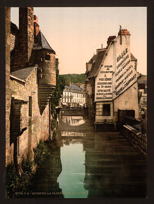 A picture of The footbridge of the Steir, Quimper, France
