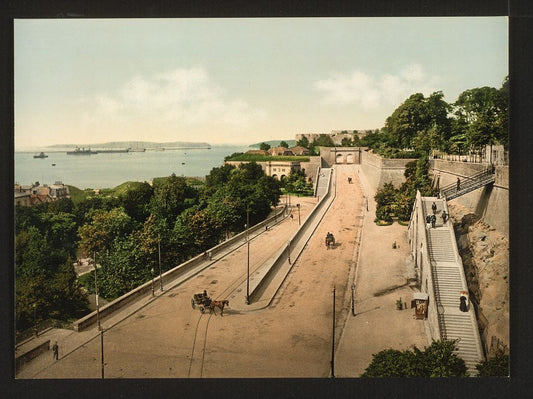 A picture of The harbor from the Cours Dajot, Brest, France