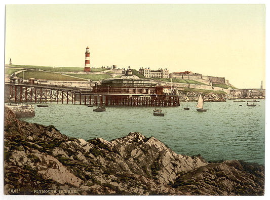 A picture of The Hoe, from the Rusty Anchor, Plymouth, England