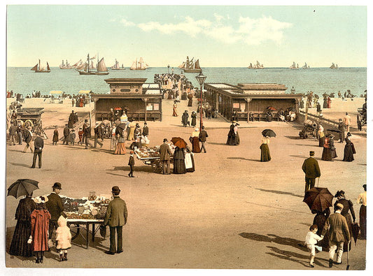 A picture of The jetty, Yarmouth, England