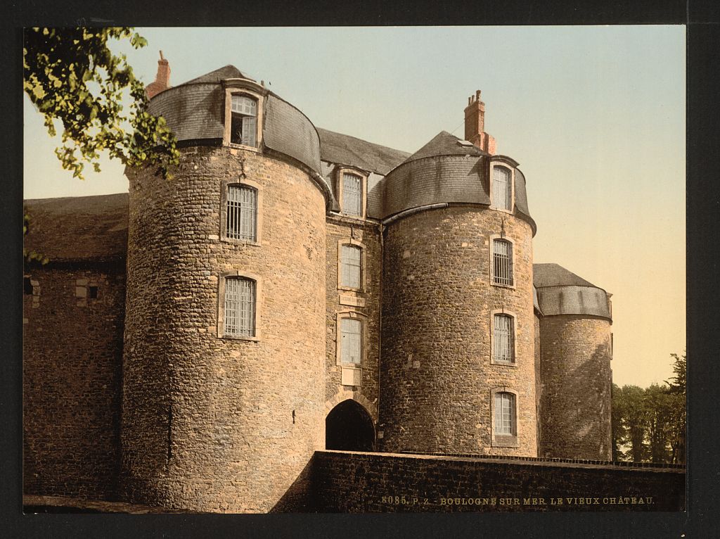 A picture of The old castle, Boulogne, France