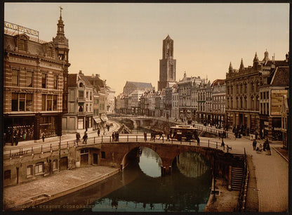 A picture of The Oude Gracht Bakkerbrug, Utrecht, Holland