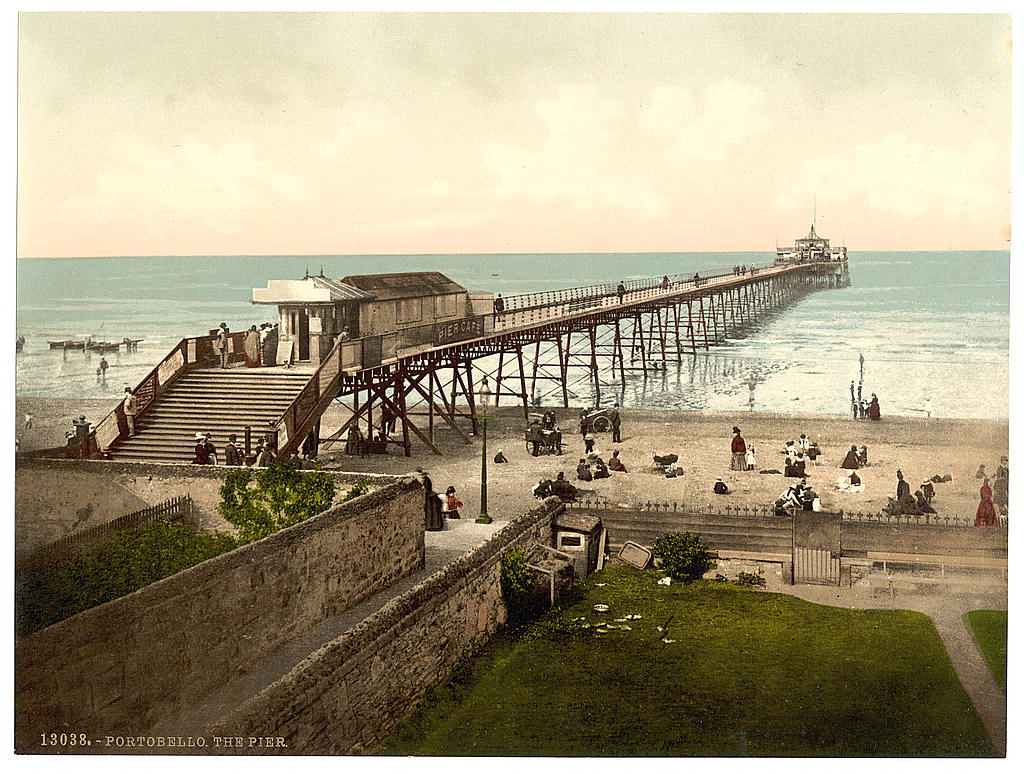 A picture of The pier, Portobello, Scotland