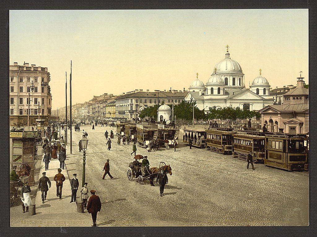 A picture of The Place Snamjensky, (i.e., Znamenskii), St. Petersburg, Russia