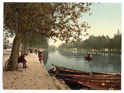 A picture of The Promenade, Bedford, England