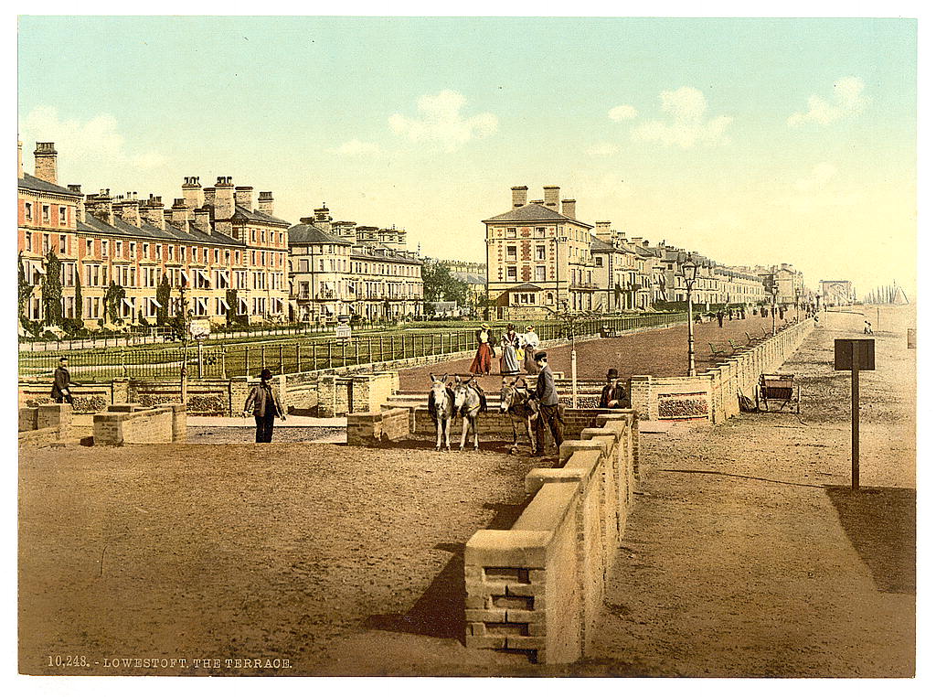 A picture of The terrace, Lowestoft, England