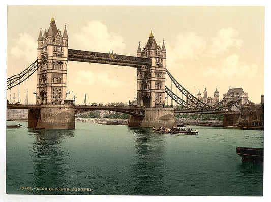 A picture of Tower Bridge, III. (closed), London, England