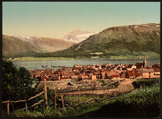 A picture of Tromsø, with Tromstind, Troms, Norway