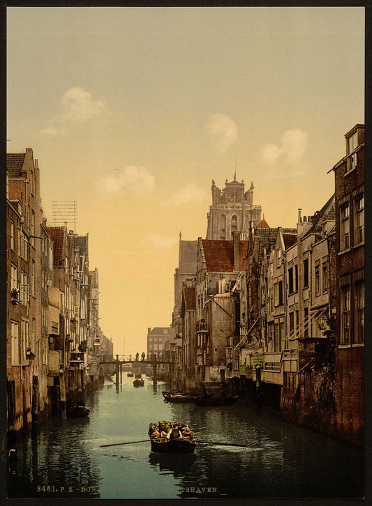 A picture of Voorstraatshaven, Dordrecht, Holland