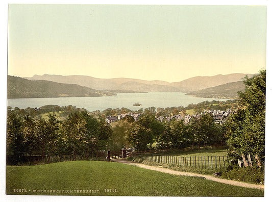 A picture of Windermere, from summit, Lake District, England